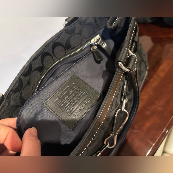 Coach Black Signature Canvas and Leather Hampton Tote - Picture 11 of 12